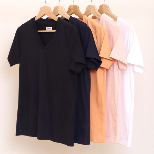Remera Escote en V BL03