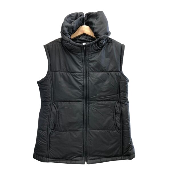 Chaleco puffer con capucha BL09