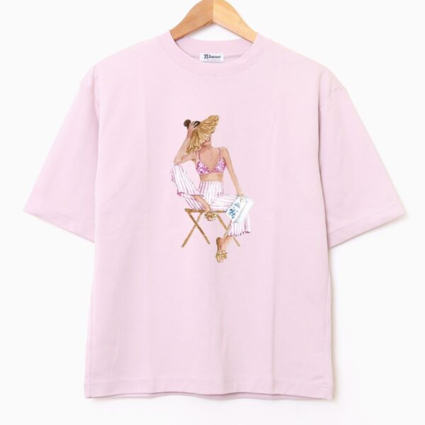 Remera Oversize Estampada «Chica Sentada» BL871