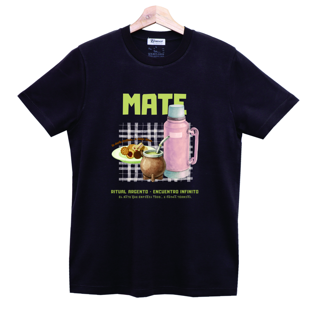 Remera mate gris oscuro