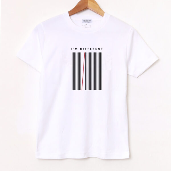 Remera Básica estampada «Different» BL902